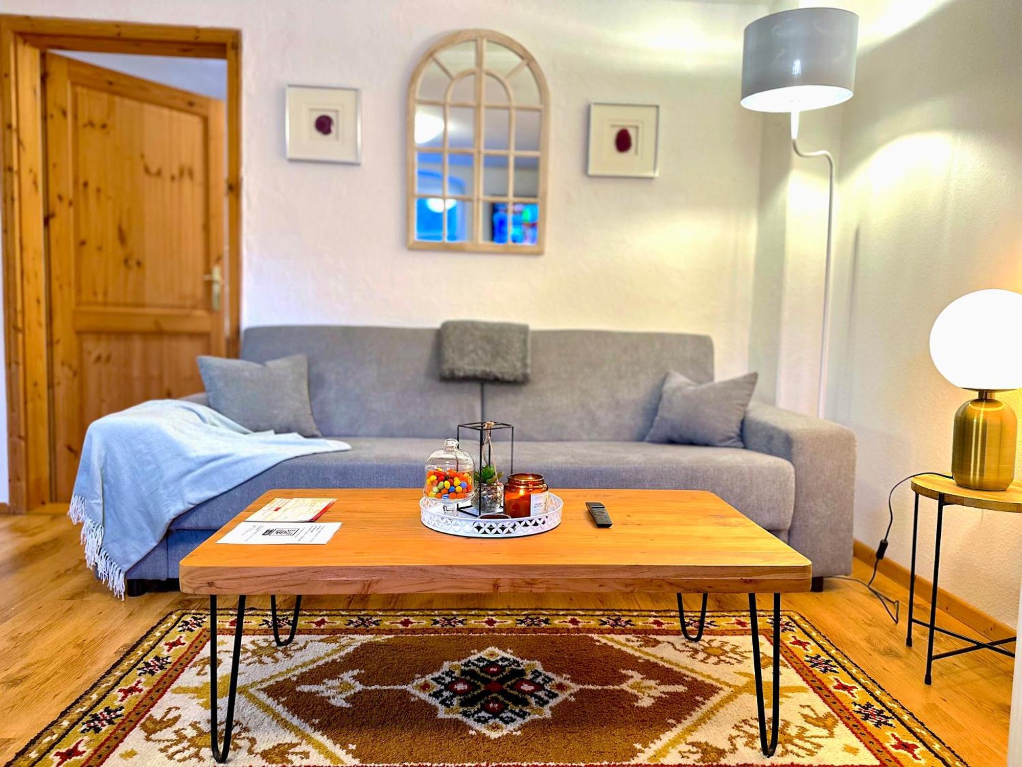 Bergling Im Zentrum • Netflix • Festungsblick • Obst Und Wein • * Konigstein an der Elbe
